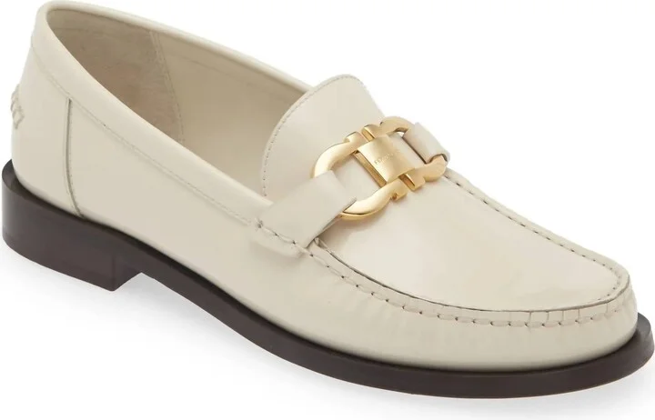Women's Maryan Bit Patent Leather Loafer Shoes In Mascarpone