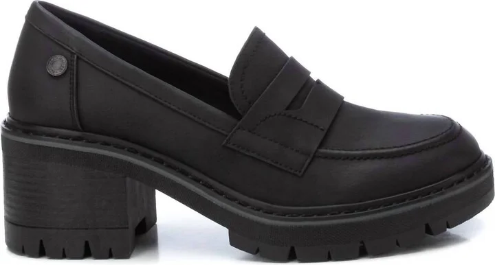 Women's Mask Detail Moccasins In Black