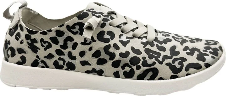 Women's Mayo Sneaker In Light Grey Leopard