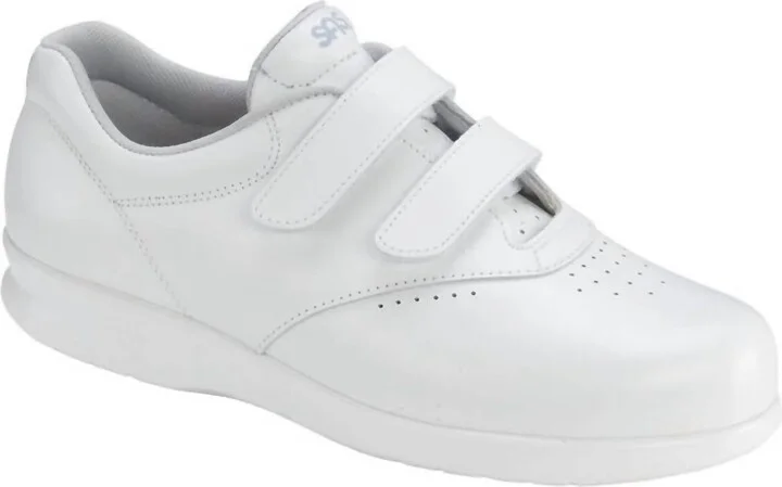 Women's Me Too Walking Shoes - Double Wide In White