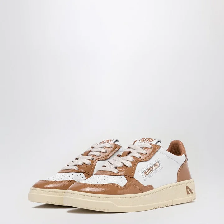Women's / Medalist Sneakers