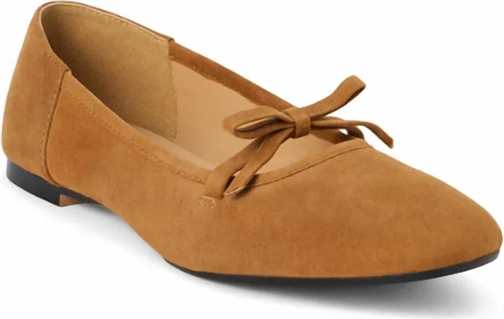 Women's Missy Ballet Flats In Tan