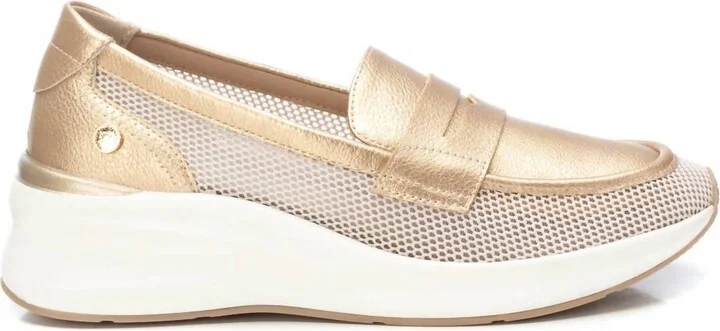 Women's Moccasin Shoes In Gold