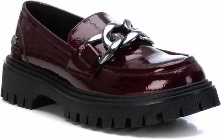Women's Moccasins In Burgundy