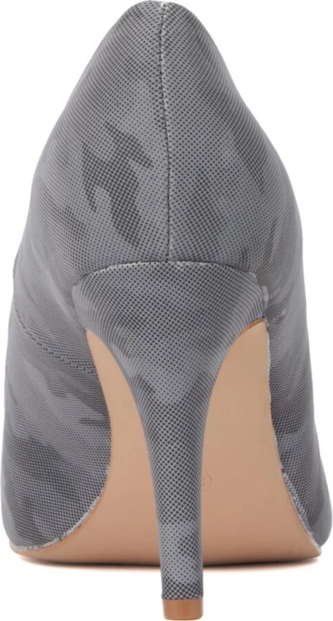 Women's Mona Pump - Wide Width - Image 6