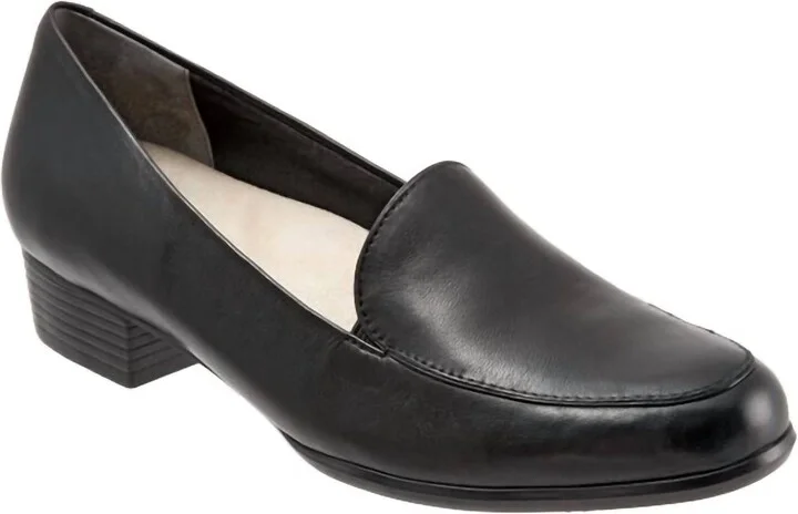 Women's Monarch Loafers In Black
