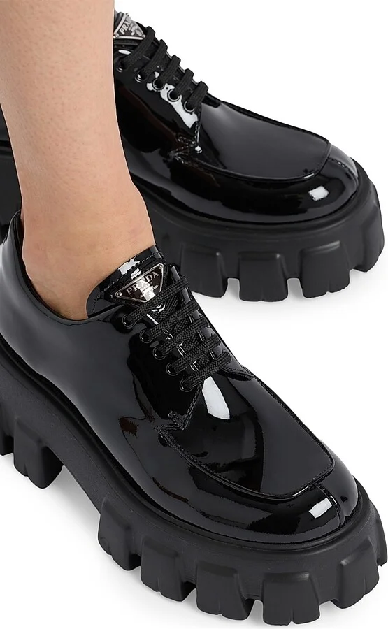 Women's Monolith Patent Leather Lace-Up Shoes - Black - Size 6 - Image 2