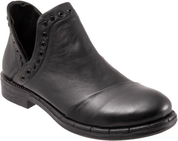 Women's Mya Booties In Black