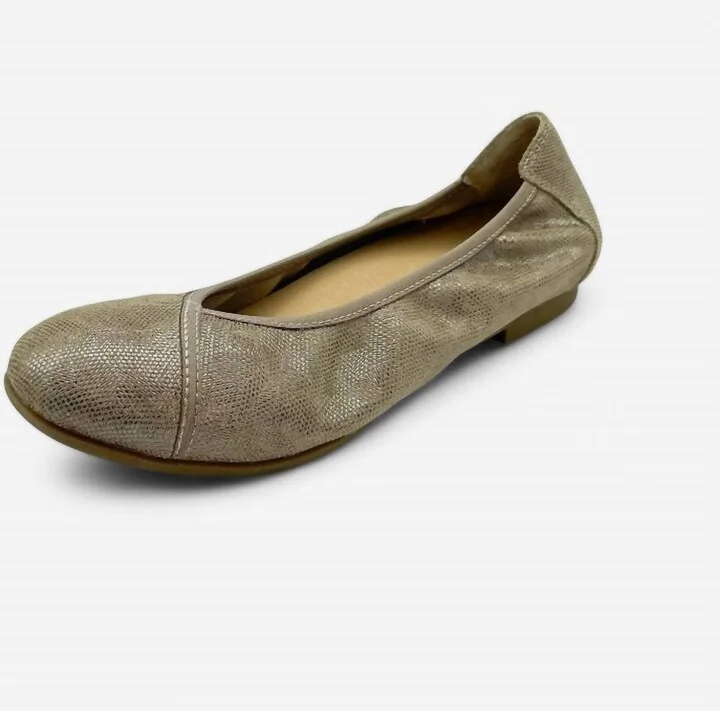 Women's Nairobi Ballet Flat Shoe In Champagne