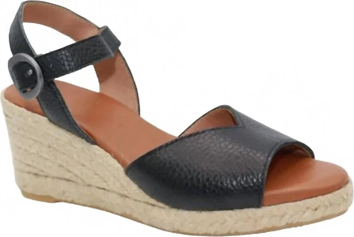 Women's Napa Sandals In Black