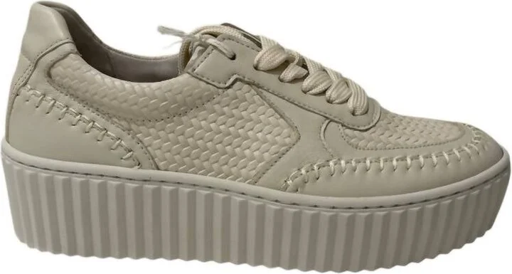 Women's Nappa Nava Sneaker In Panna