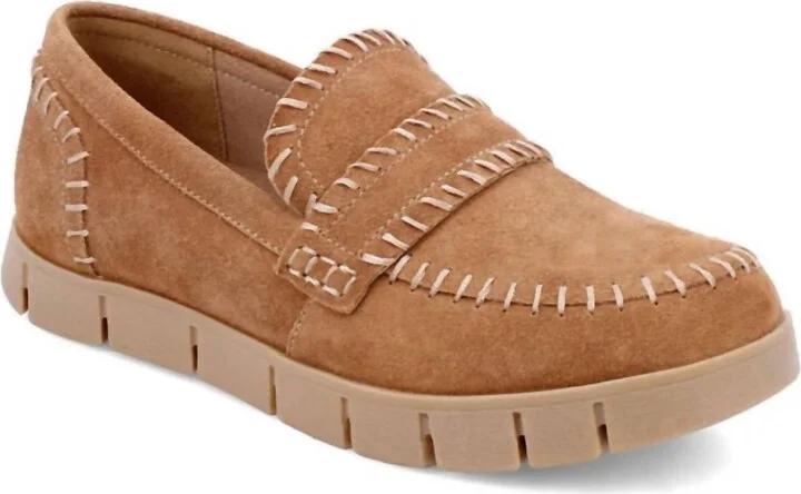 Women's Natalle Loafer In Tan Suede