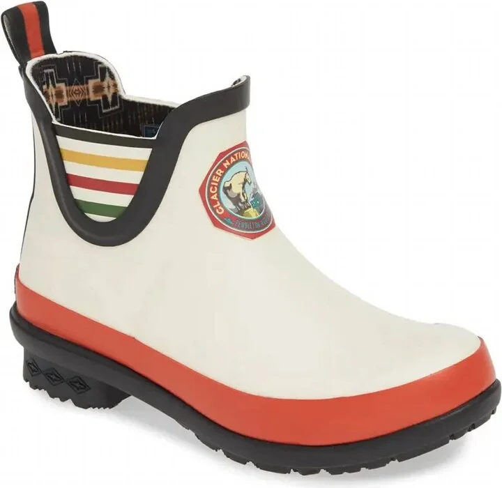 Women's National Park Chelsea Bootie In White