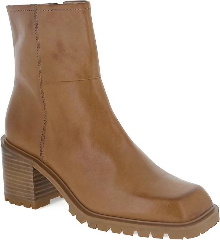 Women's Navi Boots In Tan Leather
