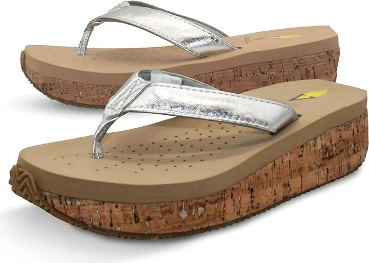 Women's Neville Metallic Sandal In Silver