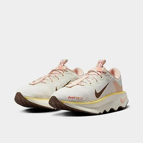 Women's Nike Motiva Casual Shoes - Image 2