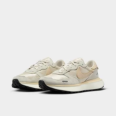 Women's Nike Phoenix Waffle Casual Shoes - Image 2