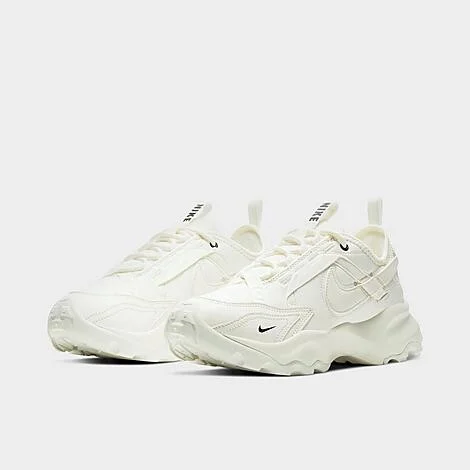 Women's Nike TC 7900 Casual Shoes - Image 2