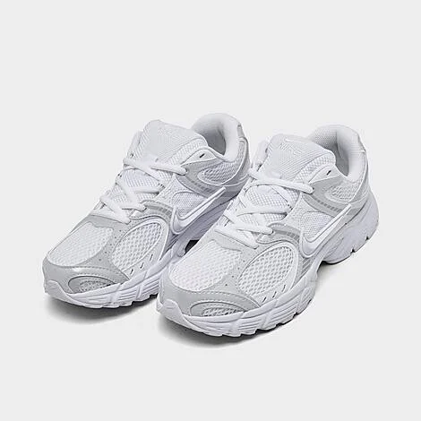 Women's Nike V5 RNR Casual Shoes - Image 3