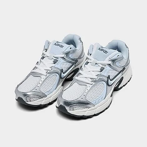 Women's Nike V5 RNR Casual Shoes - Image 4