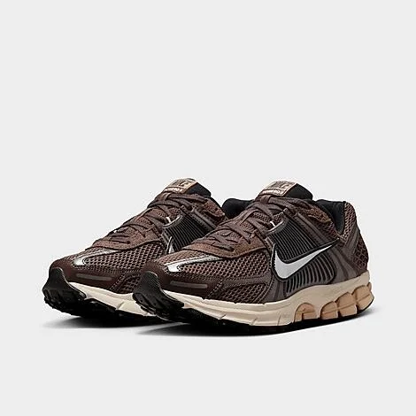 Women's Nike Zoom Vomero 5 Casual Shoes - Image 5