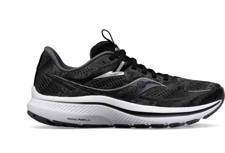 Women's Omni 21 Running Shoe In Black/white