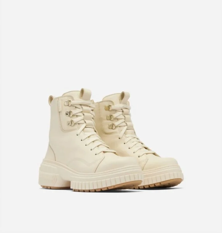 Women's Ona Ave Waterproof Lace Boot In Honey White / Sea Salt
