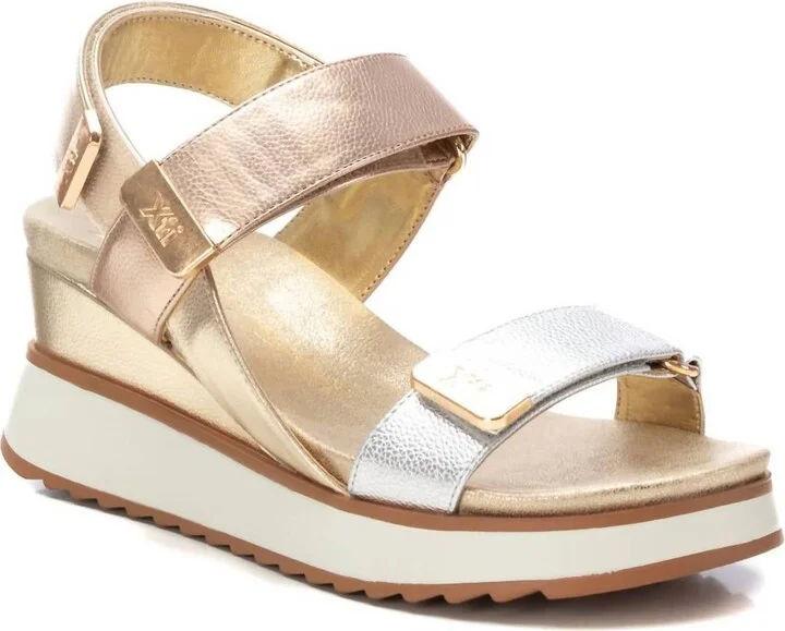 Women's Open Sandals In Gold