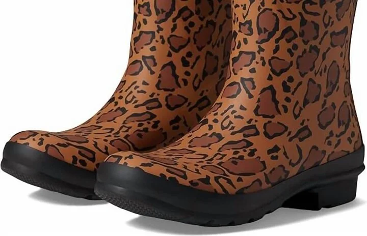 Women's Original Short Leopard Print Boots In Rich Tan/saddle/black