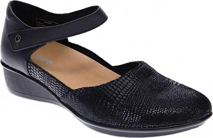 Women's Osaka Mary Jane Shoes In Black Lizard