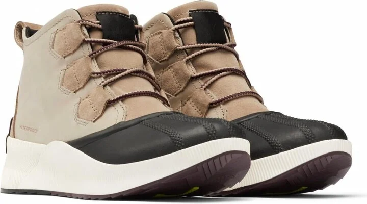 Women's Out N About 3 Classic Wp Boot In Omega Taupe / Black