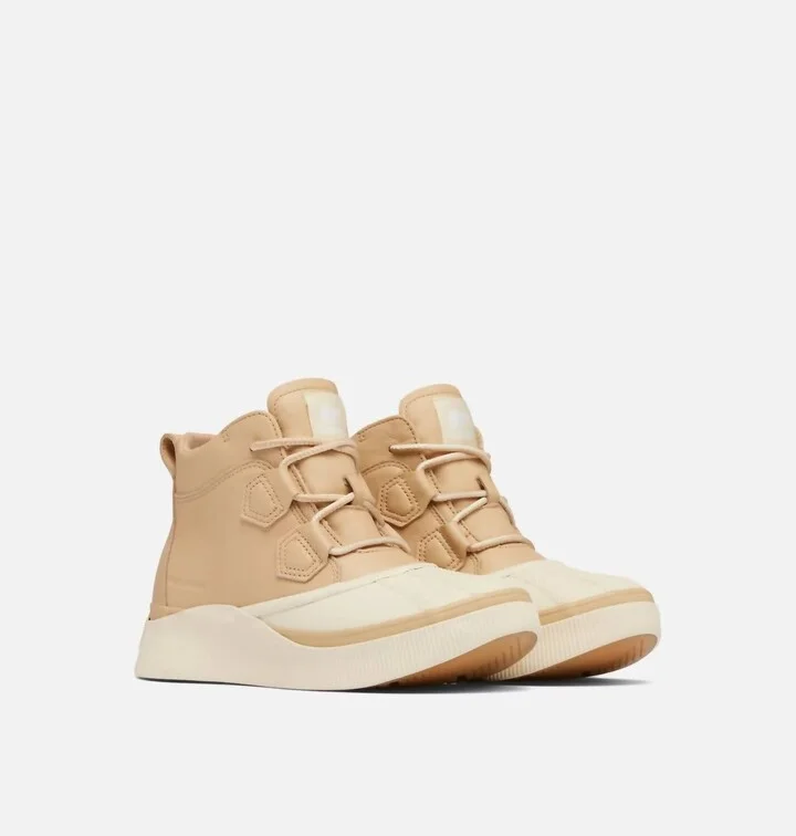 Women's Out N About Iv Classic Waterproof Botos In Ceramic/honey