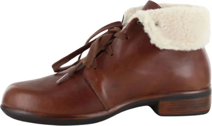 Women's Pali Winter Ankle Boot In Soft Chestnut