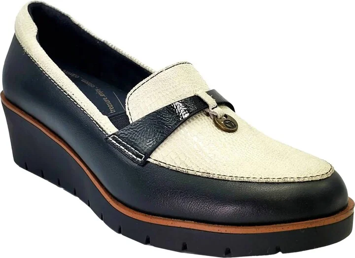 Women's Pamplona Wedge Loafer In Black/oyster