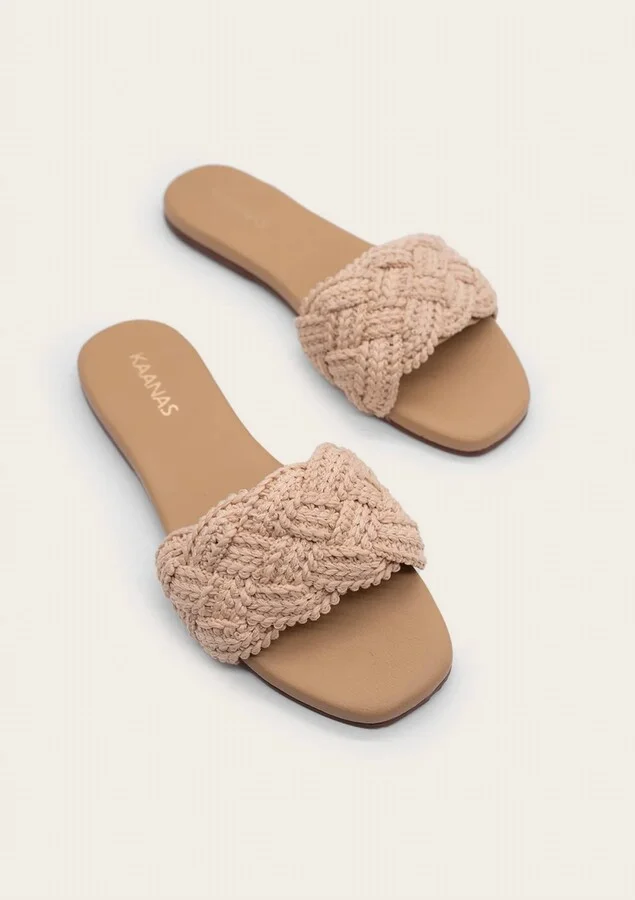 Women's Pansy Sandal In Natural