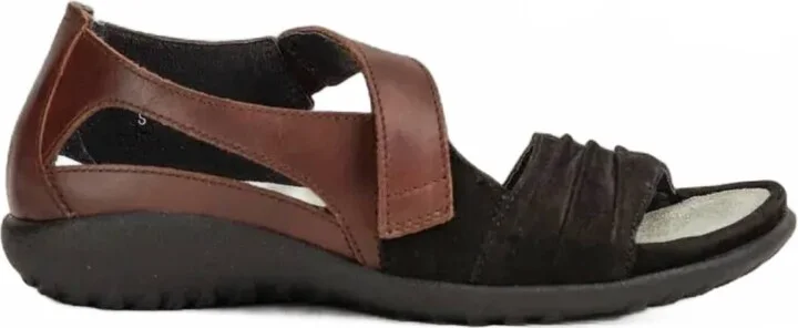 Women's Papaki Sandal In Black/cinnamon