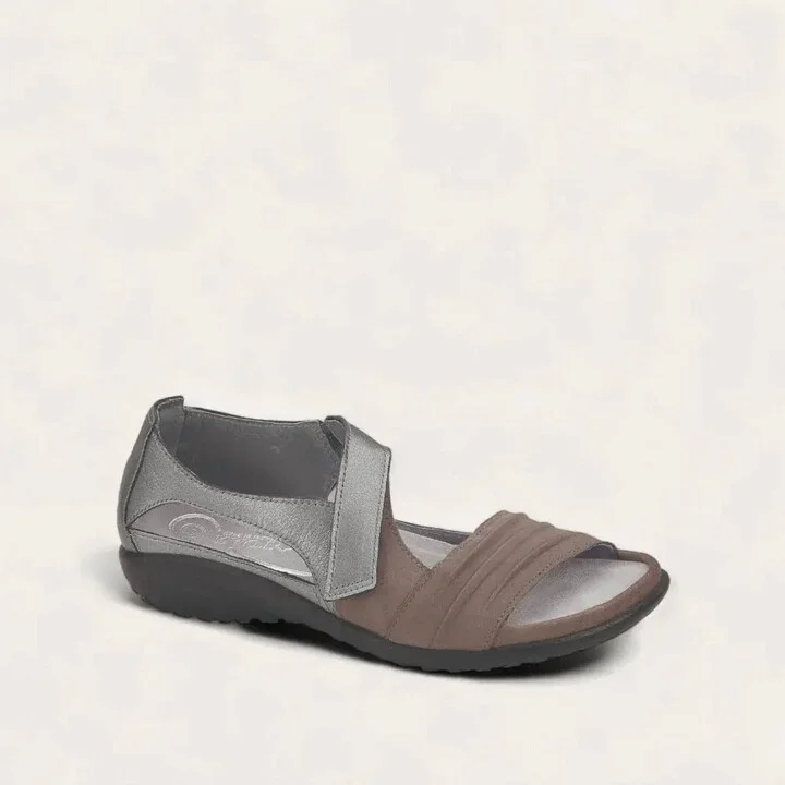 Women's Papaki Sandal In Shitake Nubuck