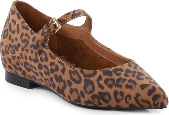 Women's Pardon Me Flat In Tan Leopard