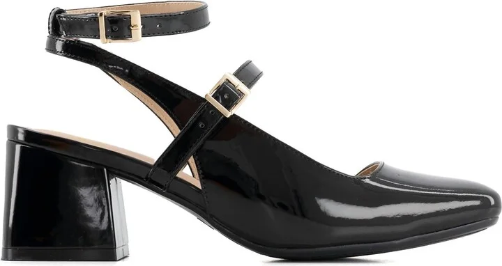 Women's Patent Leatherette Pumps In Black
