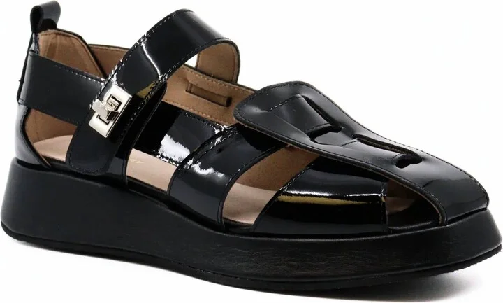 Women's Patty Lock Sandal In Black