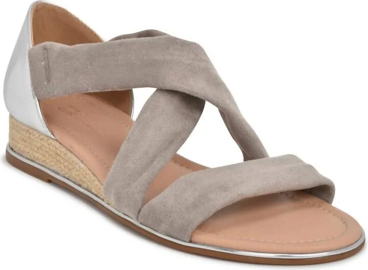 Women's Pia Slide On Sandal In Light Gray