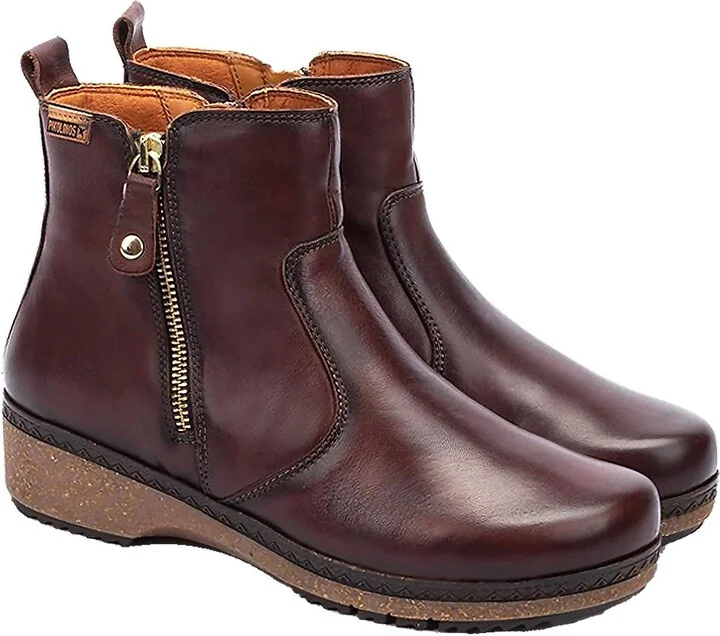 Women's Pikolinos Granada Boots In Caoba