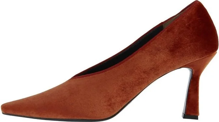 Women's Piping Pumps In Copper