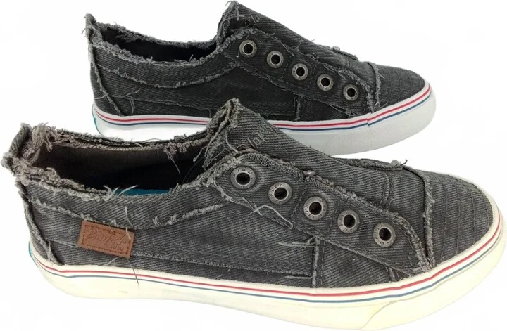 Women's Play Sneakers In Gray Hipster Smoked