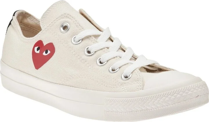 Women's Play X Converse Chuck 70 Sneakers - Image 2