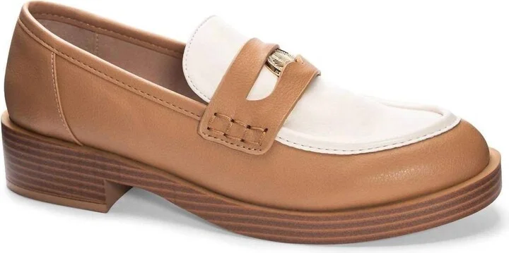 Women's Porter Loafer In Bone/camel