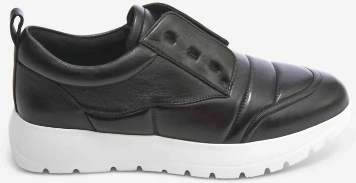 Women's Qual Platform Sneaker In Black