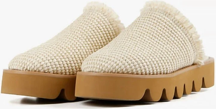 Women's Raffia Round Lugg Mule In Ivory