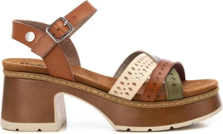Women's Refresh Chunky Block Heel Sandals In Camel