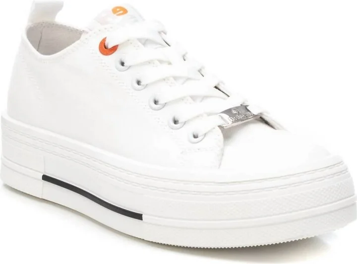 Women's Refresh Elevated Lace Sneakers In White
